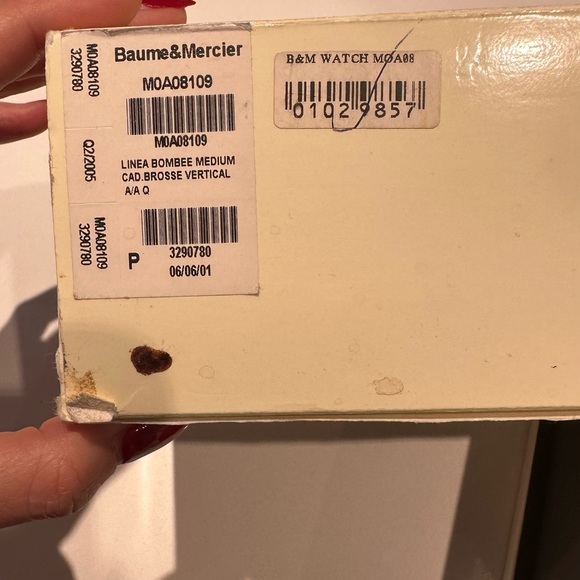 Baume Mercier Watch Linea Women's 22mm Stainless Steel Swiss Mint Box & Papers - Picture 3 of 7